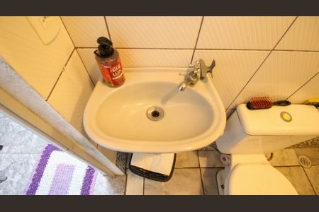 Casa à venda com 400m², 6 quartos e 3 vagas Casa à venda com 400m², 6 quartos e 3 vagasBanheiro (casa 2)