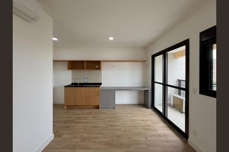 Studio para alugar com 28m², 0 quarto e sem vaga Studio para alugar com 28m², 0 quarto e sem vagaQuarto