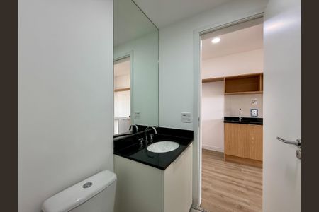 Studio para alugar com 28m², 0 quarto e sem vaga Studio para alugar com 28m², 0 quarto e sem vagaBanheiro