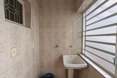 Casa à venda com 183m², 3 quartos e 2 vagasÁrea de Serviço