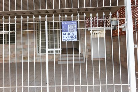 Casa à venda com 183m², 3 quartos e 2 vagasPLACA INSTALADA NA FACHADA