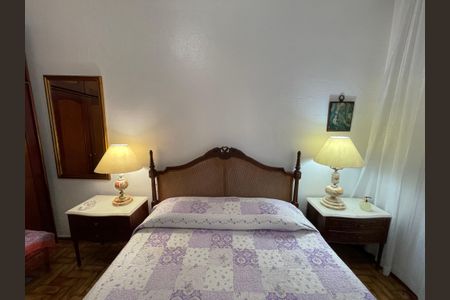 Casa à venda com 128m², 2 quartos e 3 vagas Casa à venda com 128m², 2 quartos e 3 vagasQuarto 1