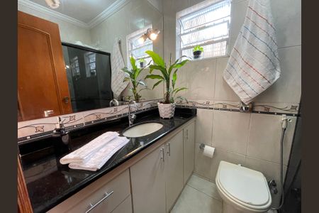 Casa à venda com 128m², 2 quartos e 3 vagas Casa à venda com 128m², 2 quartos e 3 vagasBanheiro 2