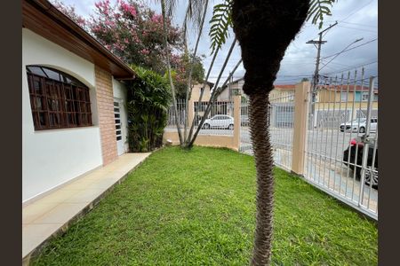 Casa à venda com 128m², 2 quartos e 3 vagas Casa à venda com 128m², 2 quartos e 3 vagasGaragem