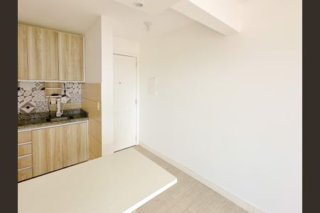 Sala/Cozinha de apartamento para alugar com 2 quartos, 57m² em Sertão do Maruim, São José