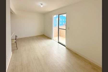 Sala de apartamento para alugar com 2 quartos, 57m² em Sertão do Maruim, São José