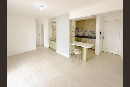 Sala de apartamento para alugar com 2 quartos, 57m² em Sertão do Maruim, São José