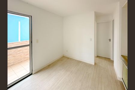 Sala de apartamento para alugar com 2 quartos, 57m² em Sertão do Maruim, São José