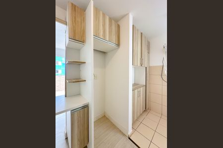 Apartamento para alugar com 57m², 2 quartos e 1 vagaCozinha