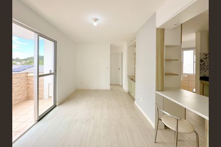 Sala de apartamento para alugar com 2 quartos, 57m² em Sertão do Maruim, São José
