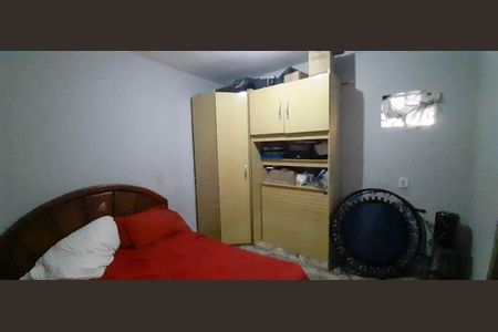 Casa à venda com 180m², 3 quartos e 2 vagas Casa à venda com 180m², 3 quartos e 2 vagasSuíte