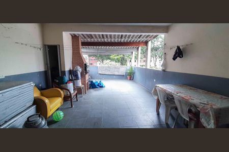 Casa à venda com 180m², 3 quartos e 2 vagas