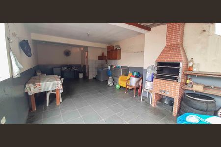 Casa à venda com 180m², 3 quartos e 2 vagas