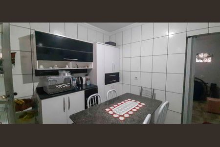 Casa à venda com 180m², 3 quartos e 2 vagas