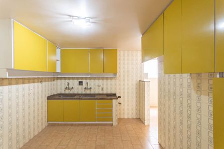 Apartamento à venda com 133m², 3 quartos e 2 vagasCozinha