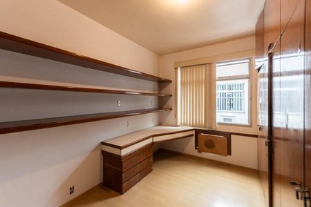 Apartamento à venda com 133m², 3 quartos e 2 vagasQuarto 1