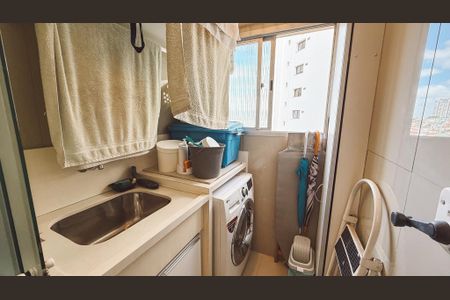 Apartamento para alugar com 72m², 3 quartos e 1 vagaÁrea de Serviço