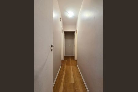 Apartamento para alugar com 90m², 3 quartos e 2 vagas Apartamento para alugar com 90m², 3 quartos e 2 vagasCorredor dos quartos