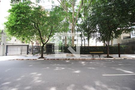 Apartamento para alugar com 90m², 3 quartos e 2 vagas Apartamento para alugar com 90m², 3 quartos e 2 vagasFachada