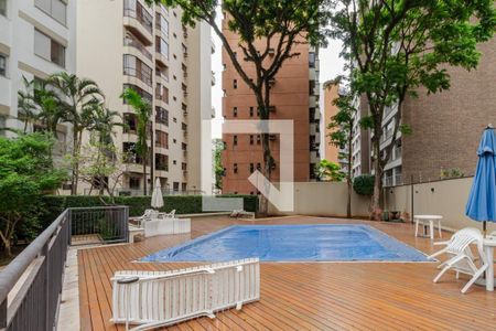 Apartamento para alugar com 90m², 3 quartos e 2 vagas Apartamento para alugar com 90m², 3 quartos e 2 vagasÁrea comum - Piscina
