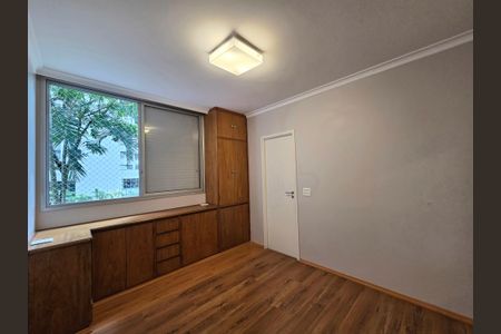 Apartamento para alugar com 90m², 3 quartos e 2 vagas Apartamento para alugar com 90m², 3 quartos e 2 vagasSuíte