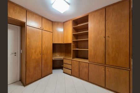 Apartamento para alugar com 90m², 3 quartos e 2 vagas Apartamento para alugar com 90m², 3 quartos e 2 vagasQuarto 3