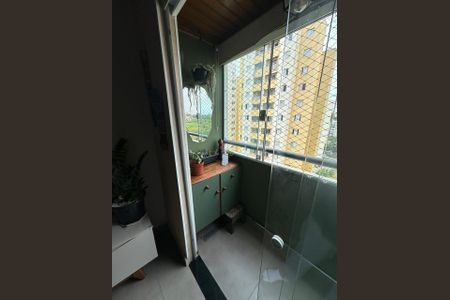 Varanda de apartamento à venda com 2 quartos, 54m² em Continental, Osasco