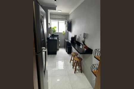 Apartamento à venda com 54m², 2 quartos e 1 vagaCozinha e área de serviço