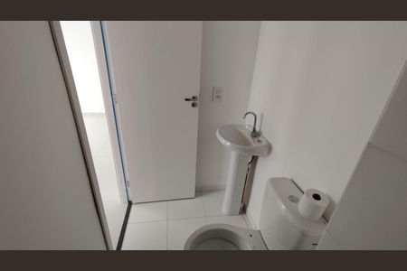 Apartamento para alugar com 33m², 2 quartos e sem vaga Apartamento para alugar com 33m², 2 quartos e sem vagaBanheiro
