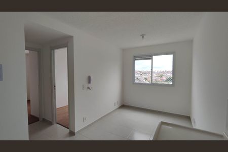 Sala / Cozinha e Área de serviço de apartamento para alugar com 2 quartos, 33m² em Jardim Soares, São Paulo