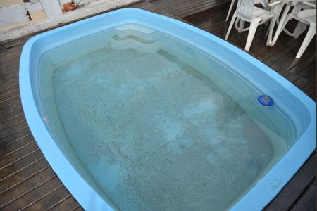 Casa à venda com 278m², 2 quartos e 4 vagasPiscina