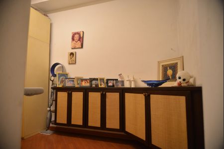 Casa à venda com 278m², 2 quartos e 4 vagasQuarto 2