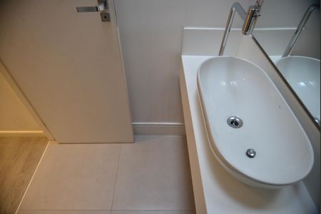 Casa à venda com 278m², 2 quartos e 4 vagasLavabo