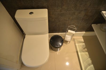 Casa à venda com 278m², 2 quartos e 4 vagasLavabo