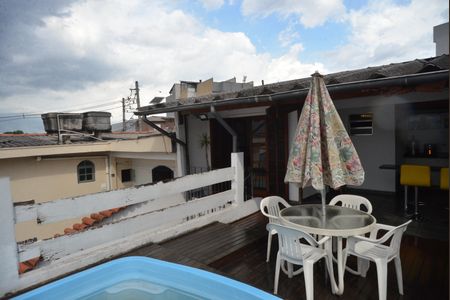 Casa à venda com 278m², 2 quartos e 4 vagasPiscina