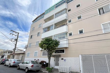 Apartamento para alugar com 48m², 1 quarto e 1 vagaFachada + plaquinha