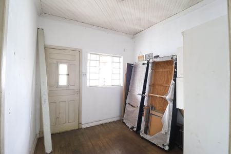 Casa à venda com 3 quartos, 250m² em Vila Nivi, São Paulo