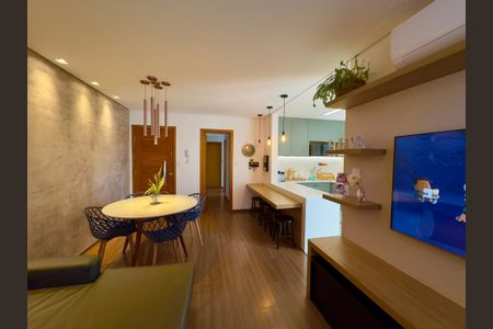 Apartamento à venda com 2 quartos, 160m² em Sagrada Família, Belo Horizonte