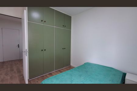 Quarto de apartamento para alugar com 1 quarto, 35m² em Vila Itapura, Campinas