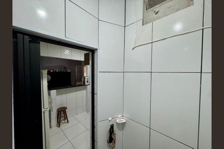 Casa à venda com 174m², 4 quartos e sem vaga Casa à venda com 174m², 4 quartos e sem vagaBanheiro 2