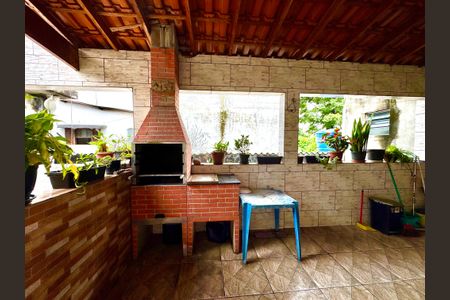 Casa à venda com 174m², 4 quartos e sem vaga Casa à venda com 174m², 4 quartos e sem vagaChurrasqueira