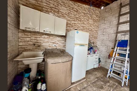 Casa à venda com 174m², 4 quartos e sem vaga Casa à venda com 174m², 4 quartos e sem vagaÁrea de Serviço 1