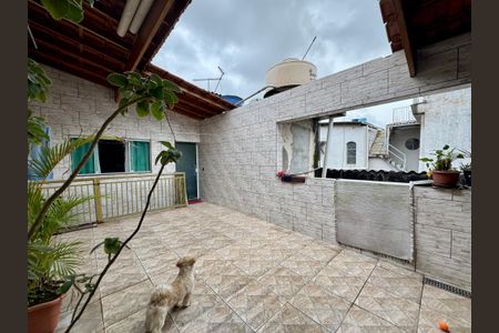 Casa à venda com 174m², 4 quartos e sem vaga Casa à venda com 174m², 4 quartos e sem vagaQuintal