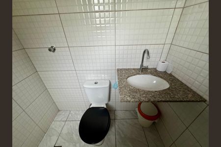 Casa à venda com 174m², 4 quartos e sem vaga Casa à venda com 174m², 4 quartos e sem vagaLavabo