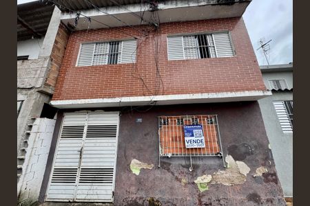 Casa à venda com 174m², 4 quartos e sem vaga Casa à venda com 174m², 4 quartos e sem vagaPlaca instalada na fachada do imóvel