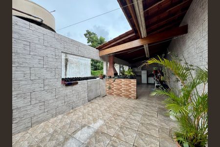 Casa à venda com 174m², 4 quartos e sem vaga Casa à venda com 174m², 4 quartos e sem vagaQuintal