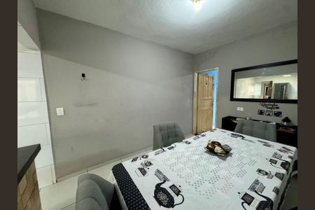 Casa à venda com 174m², 4 quartos e sem vaga Casa à venda com 174m², 4 quartos e sem vagaSala de Jantar