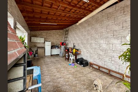 Casa à venda com 174m², 4 quartos e sem vaga Casa à venda com 174m², 4 quartos e sem vagaQuintal