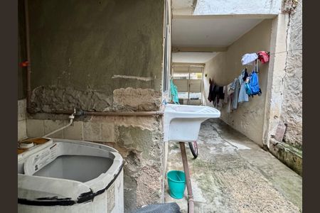 Casa à venda com 174m², 4 quartos e sem vaga Casa à venda com 174m², 4 quartos e sem vagaÁrea de Serviço 2