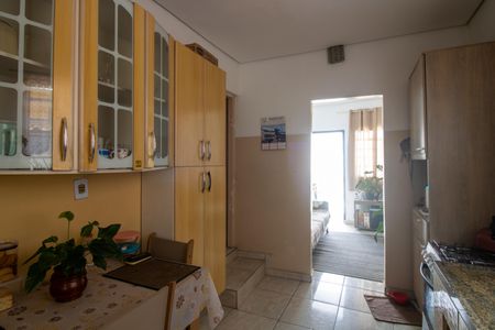 Casa à venda com 200m², 3 quartos e 1 vaga Casa à venda com 200m², 3 quartos e 1 vagaCozinha